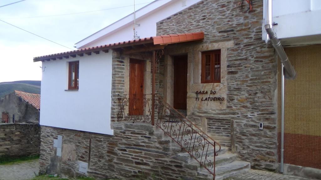 Casa Do Ti Latoeiro Guest House Torre De Moncorvo Luaran gambar